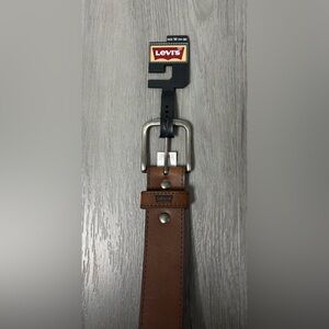 Levi's Brown Genuine Leather Belt Men’s Size Medium 34-36 Brand New With Tags